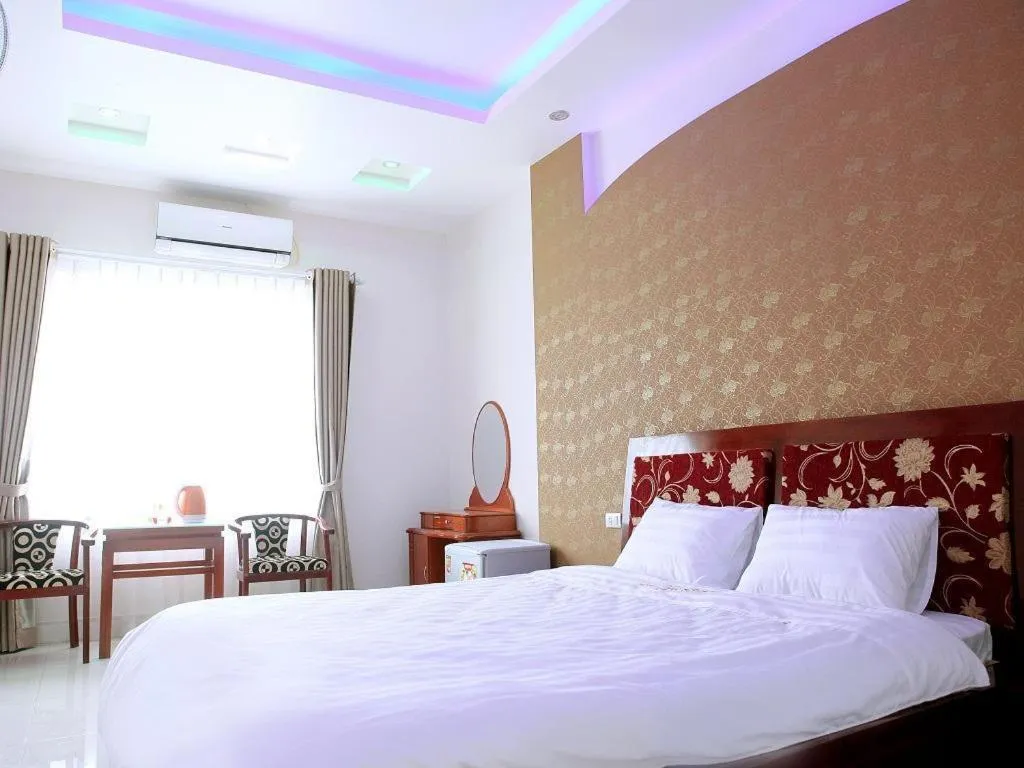 Bed in Ngoc Bach Hotel