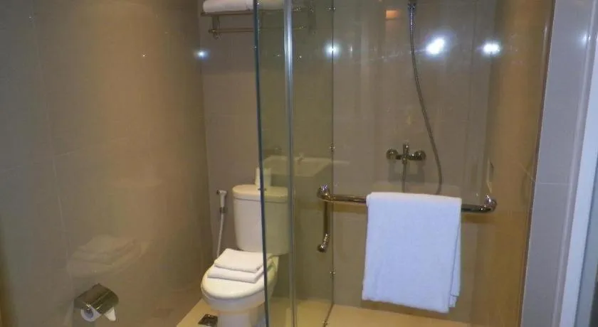 Aveon Express Hotel Yogyakarta by Daphna International