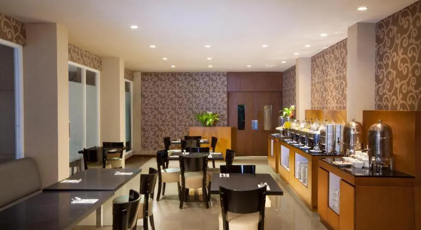 Aveon Express Hotel Yogyakarta by Daphna International