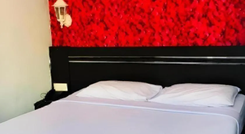 Bed in H3 Hotel