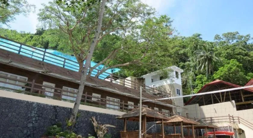 Anilao Awari Bay Resort