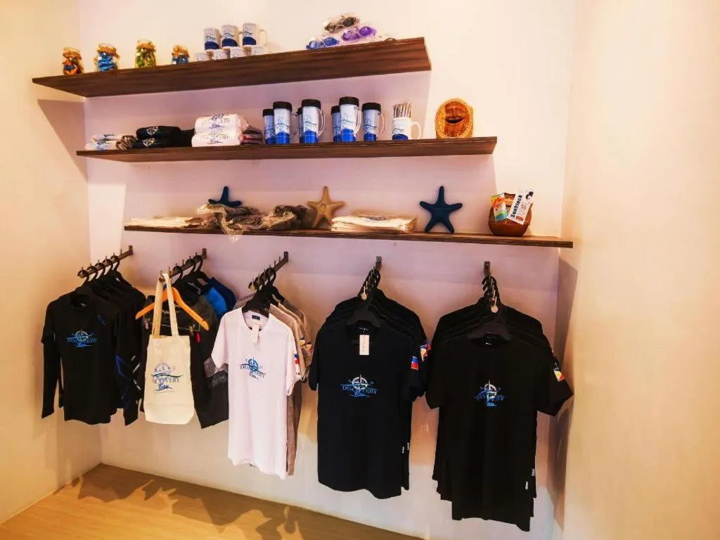 Anilao Awari Bay Resort