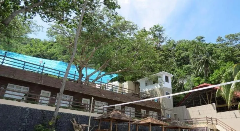 Anilao Awari Bay Resort