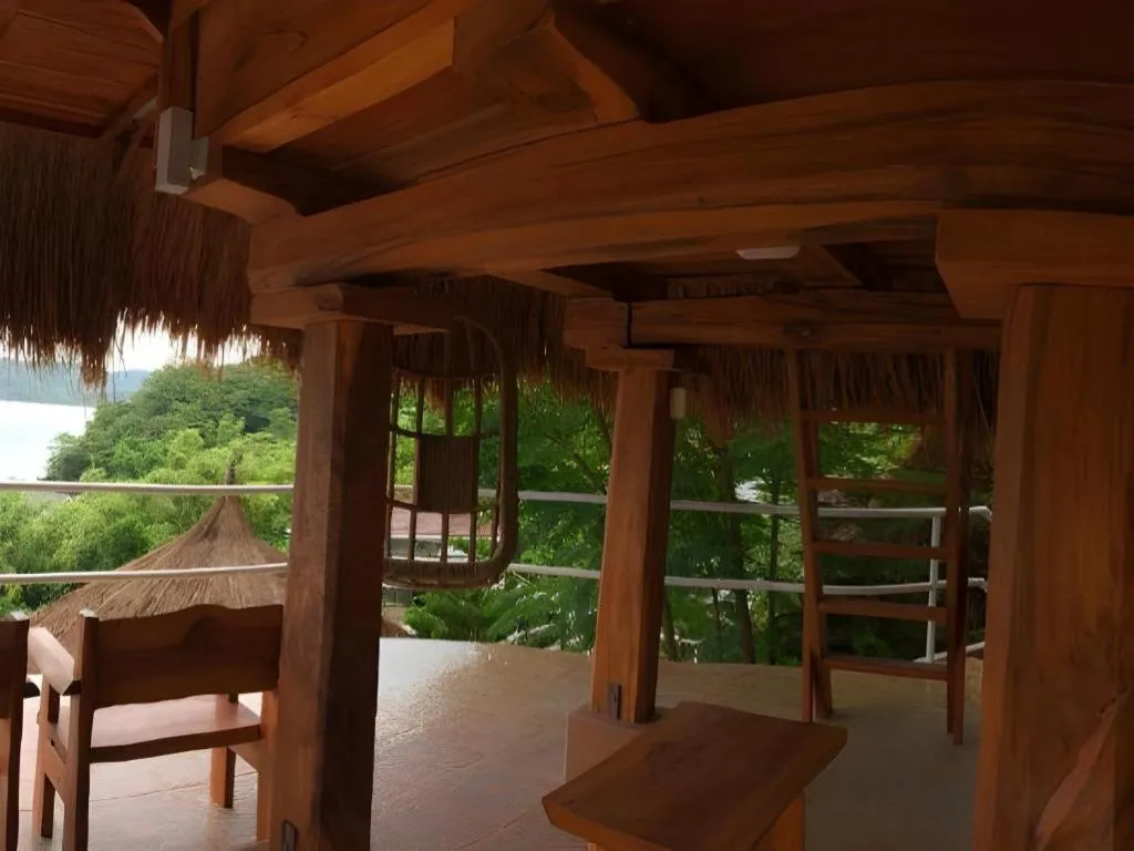 Anilao Awari Bay Resort