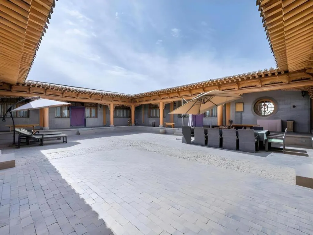 The Silk Road Dunhuang Hotel