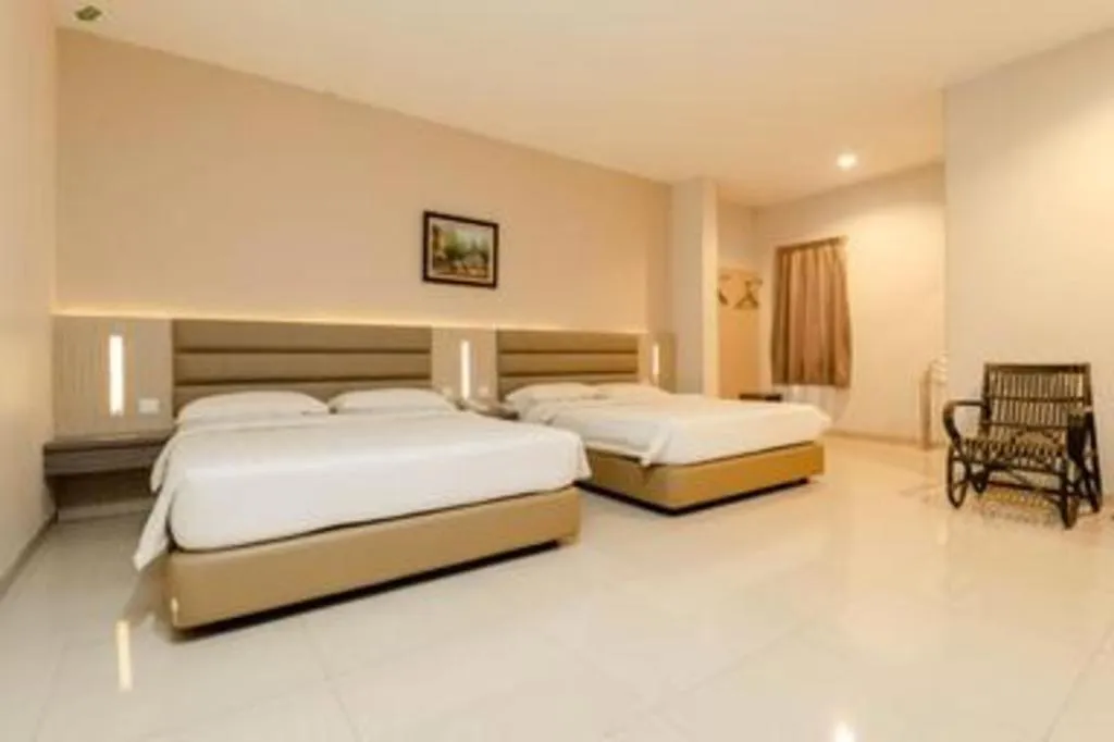 Bed in Lovina Inn Hotel Batam