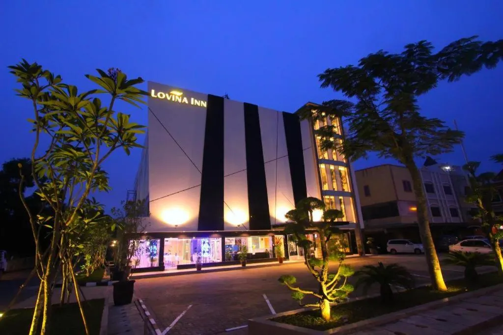Lovina Inn Hotel Batam