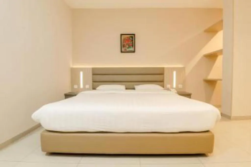 Bed in Lovina Inn Hotel Batam