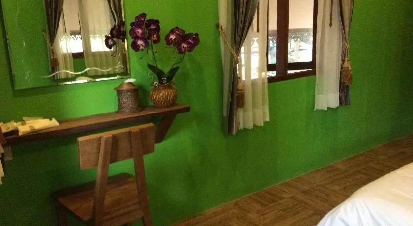 Bed in Himawari Restaurant and Cottage