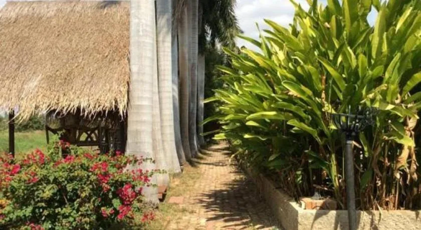 Himawari Restaurant and Cottage