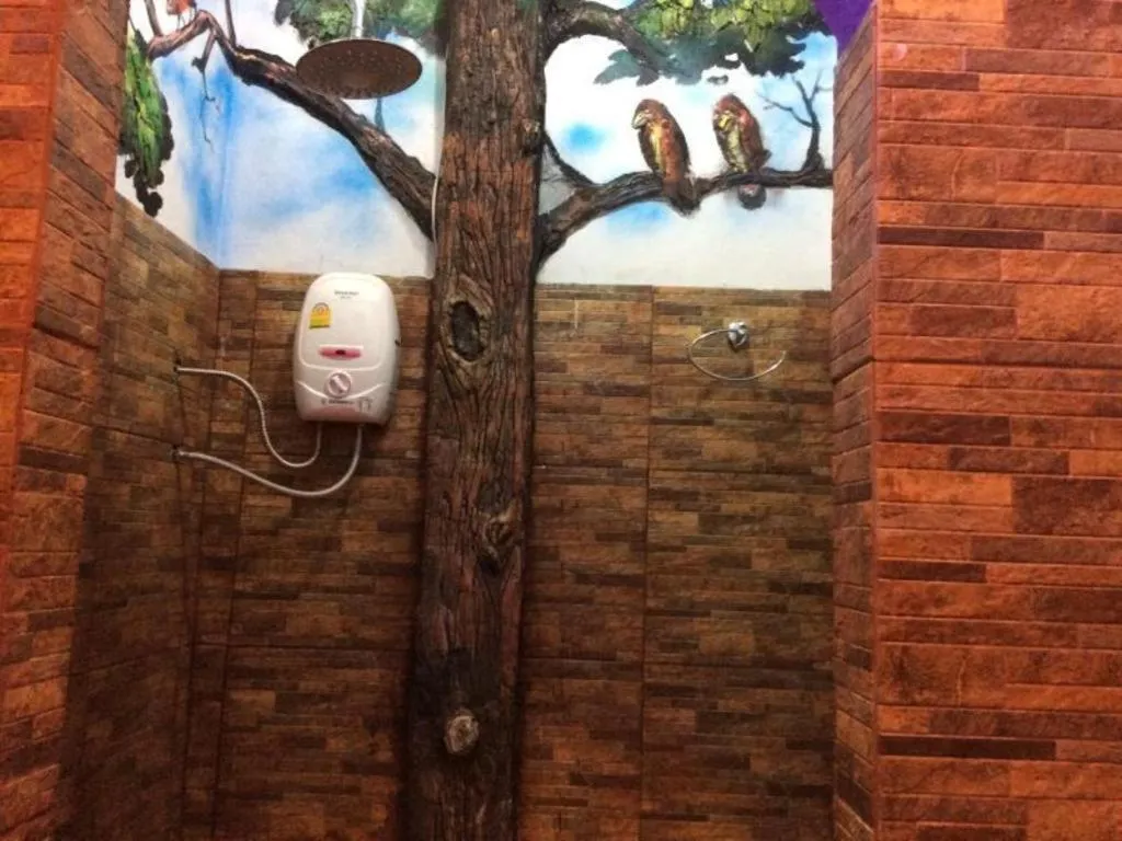 Himawari Restaurant and Cottage