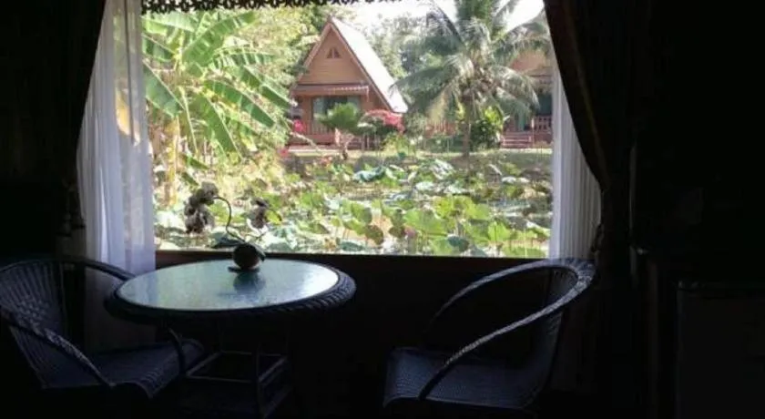 Himawari Restaurant and Cottage