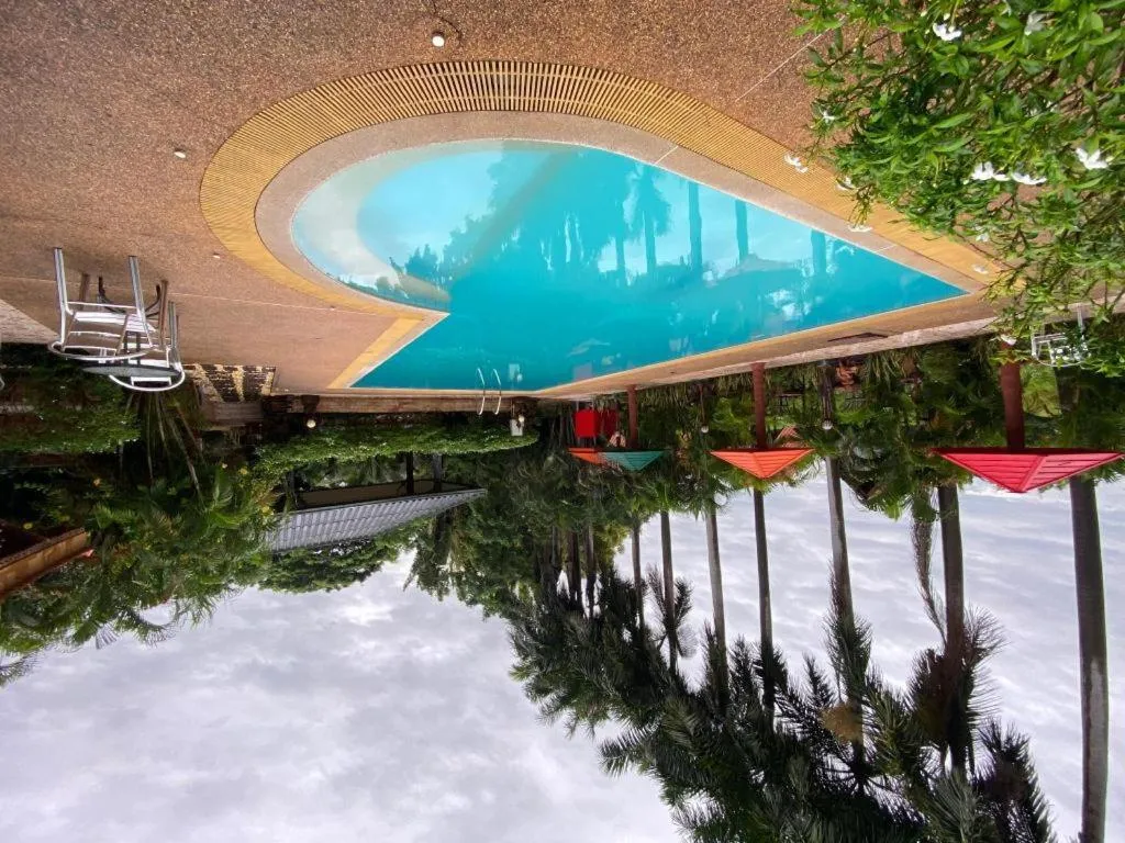 Himawari Restaurant and Cottage