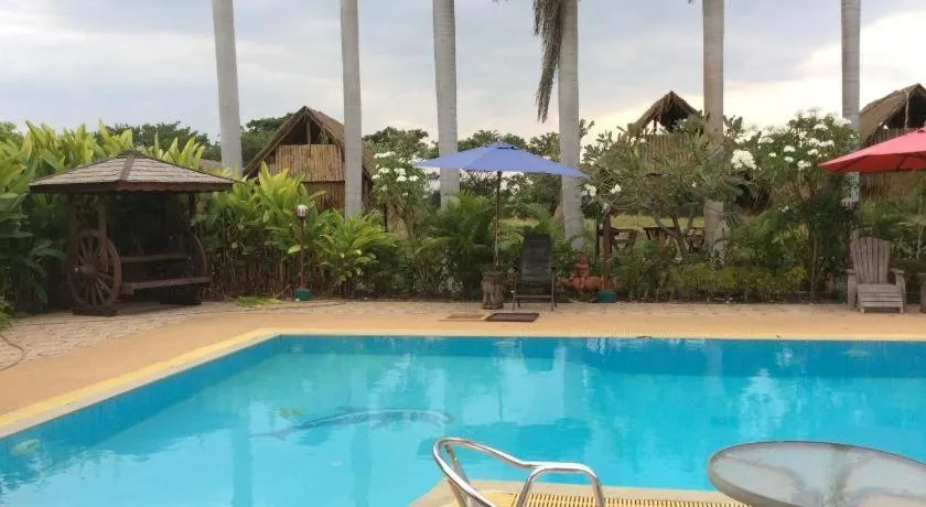 Himawari Restaurant and Cottage