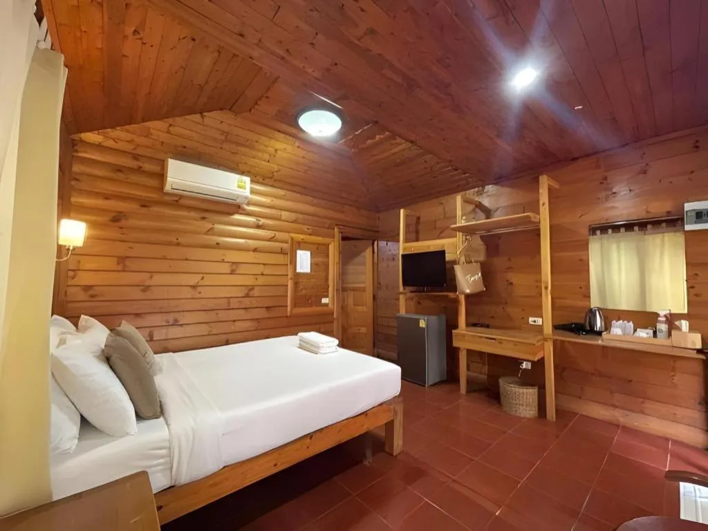 Bed in Tonsak Resort