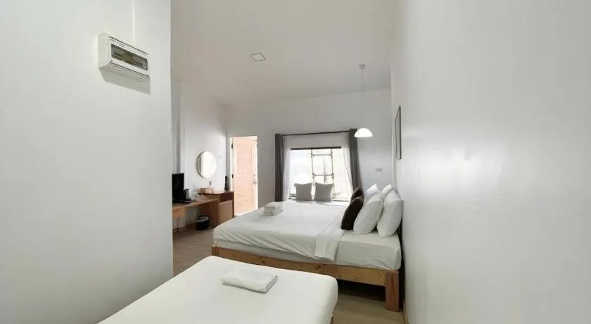 Bed in Tonsak Resort