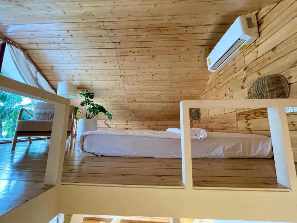 Bed in Tonsak Resort