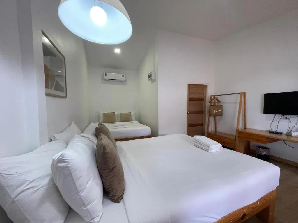 Bed in Tonsak Resort