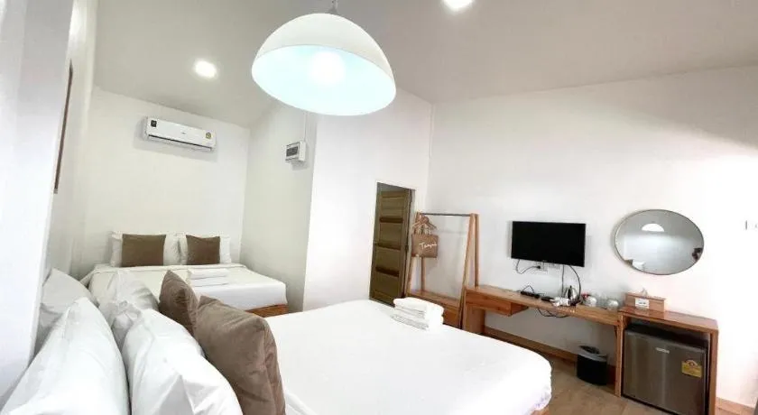 Bed in Tonsak Resort