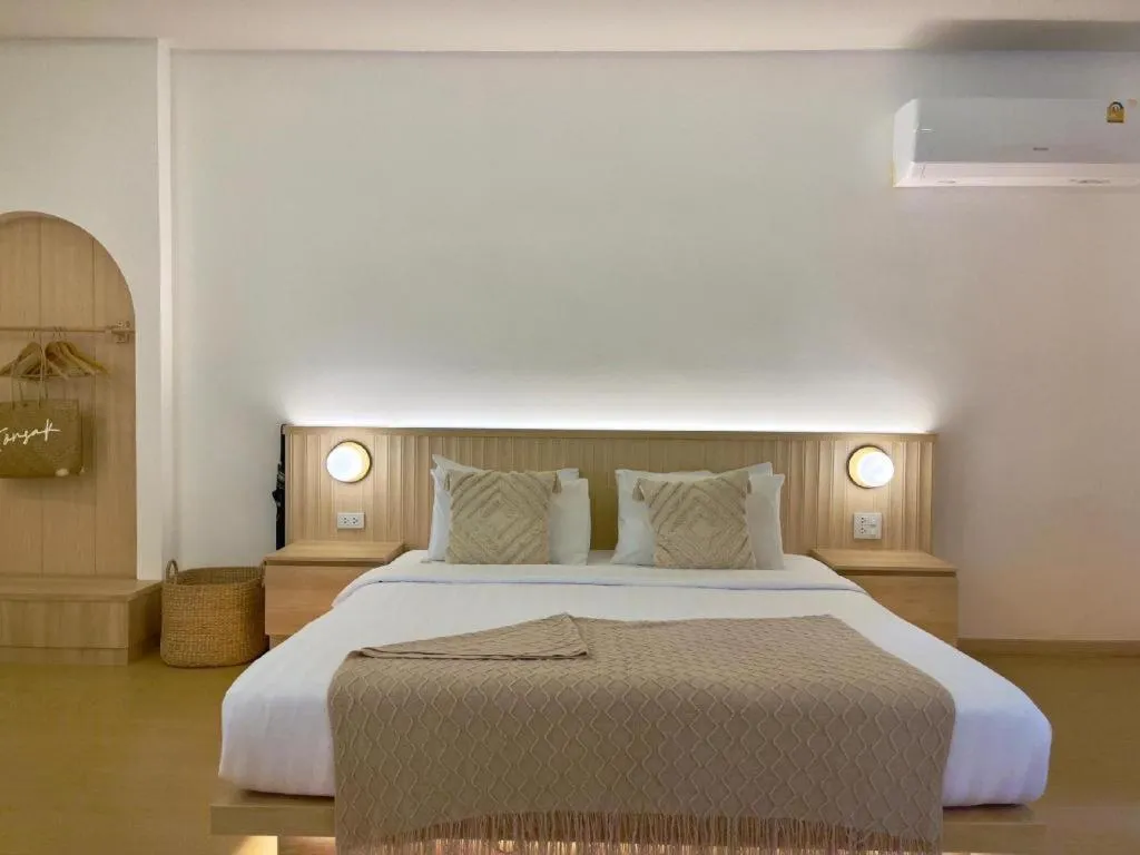 Bed in Tonsak Resort