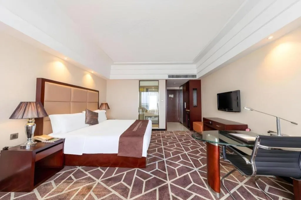 Bed in Park Lane Hotel