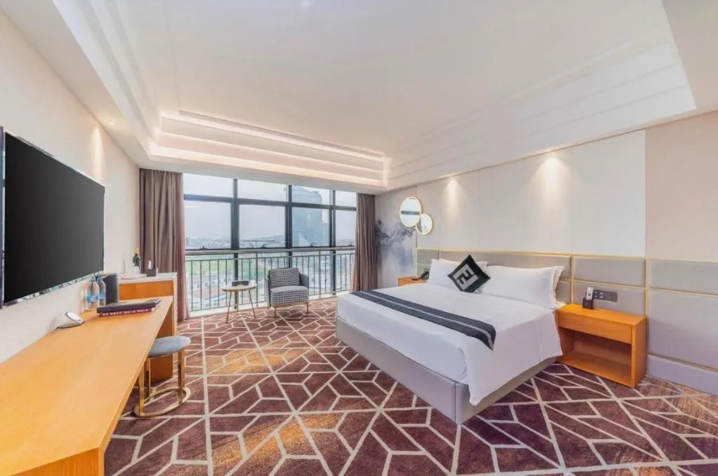 Bed in Park Lane Hotel