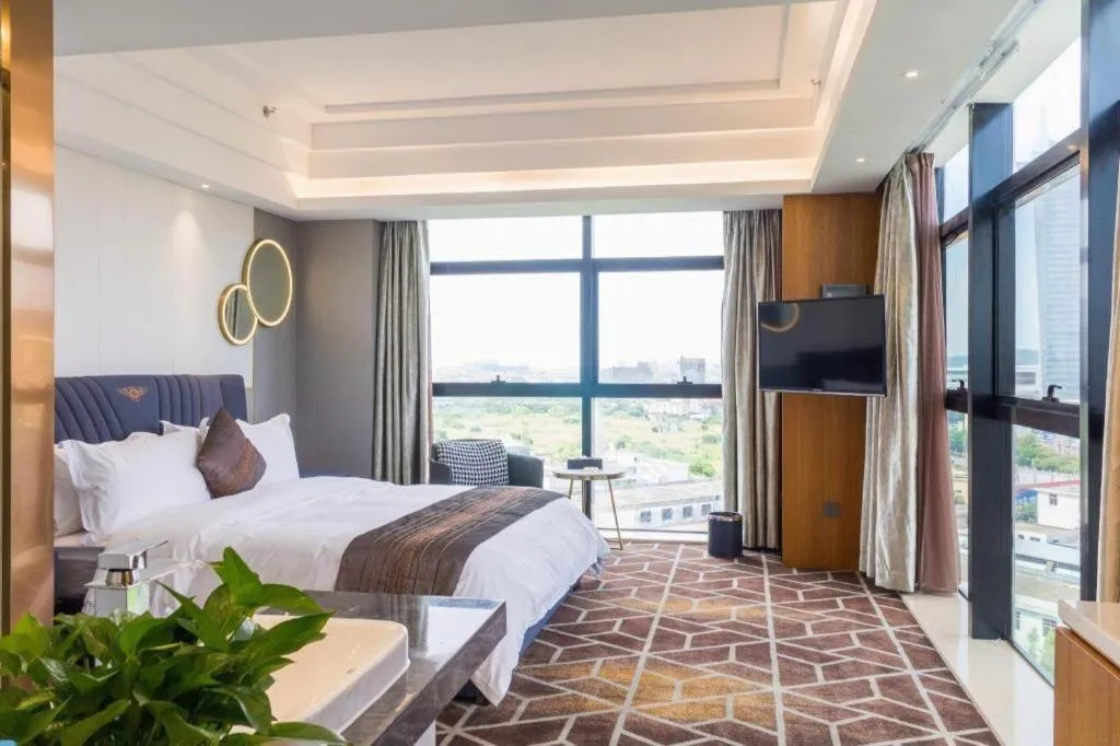 Bed in Park Lane Hotel