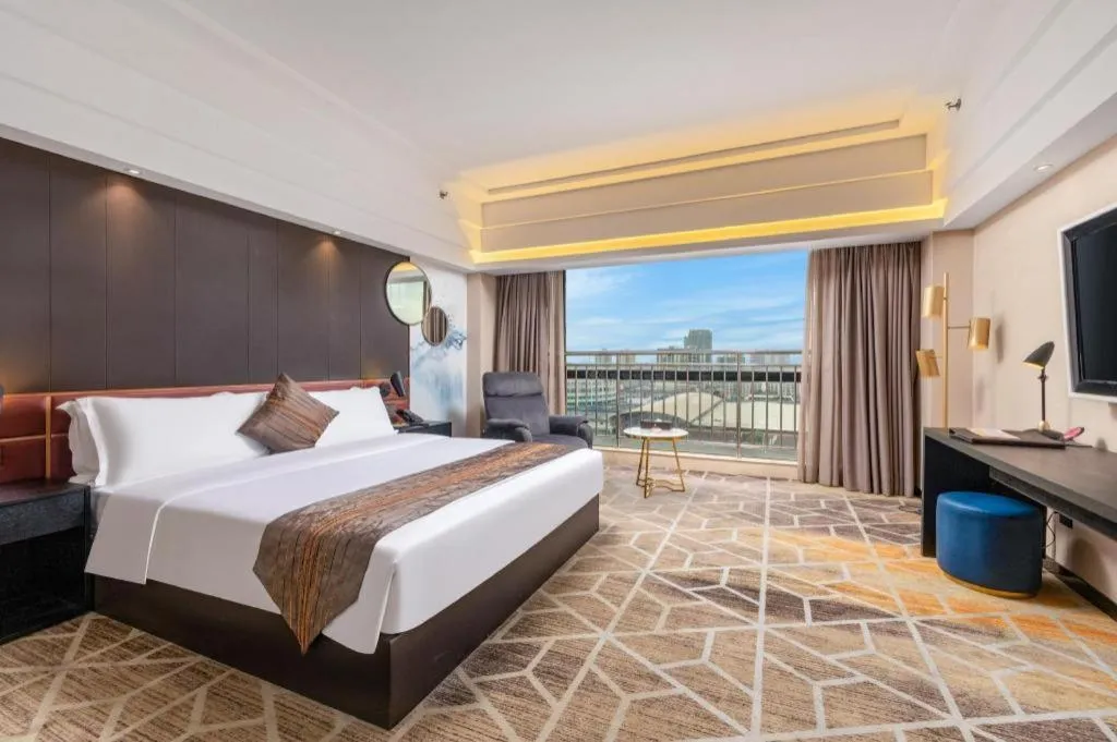 Bed in Park Lane Hotel