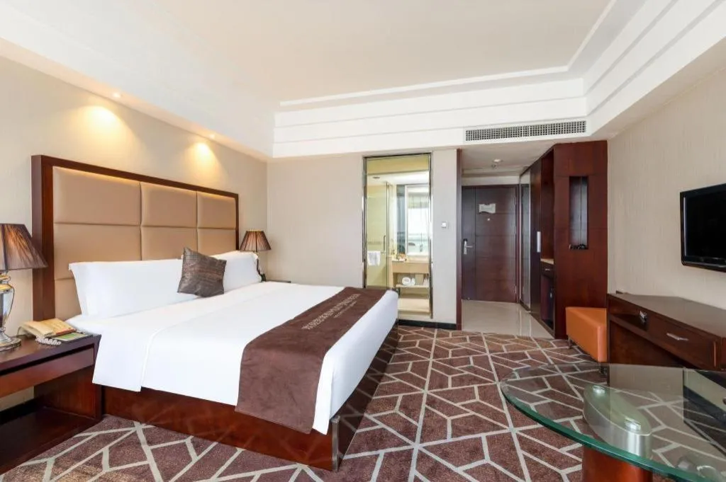 Bed in Park Lane Hotel