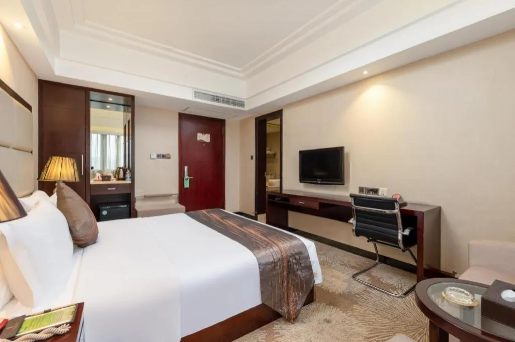 Bed in Park Lane Hotel