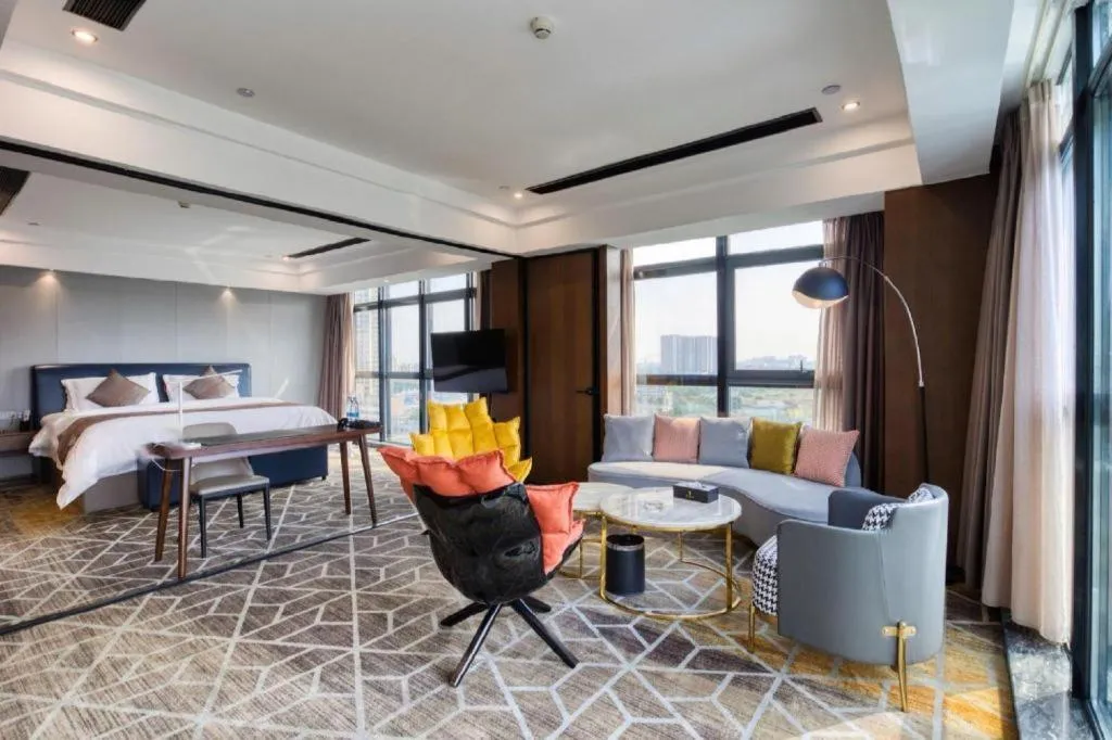 Bed in Park Lane Hotel