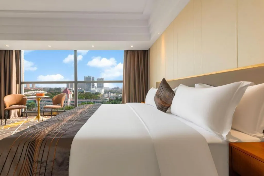 Bed in Park Lane Hotel