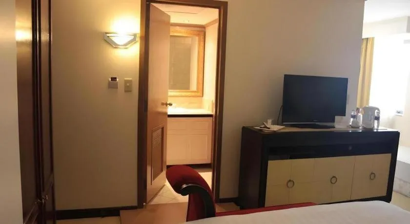 Bed in Subic Bay Venezia