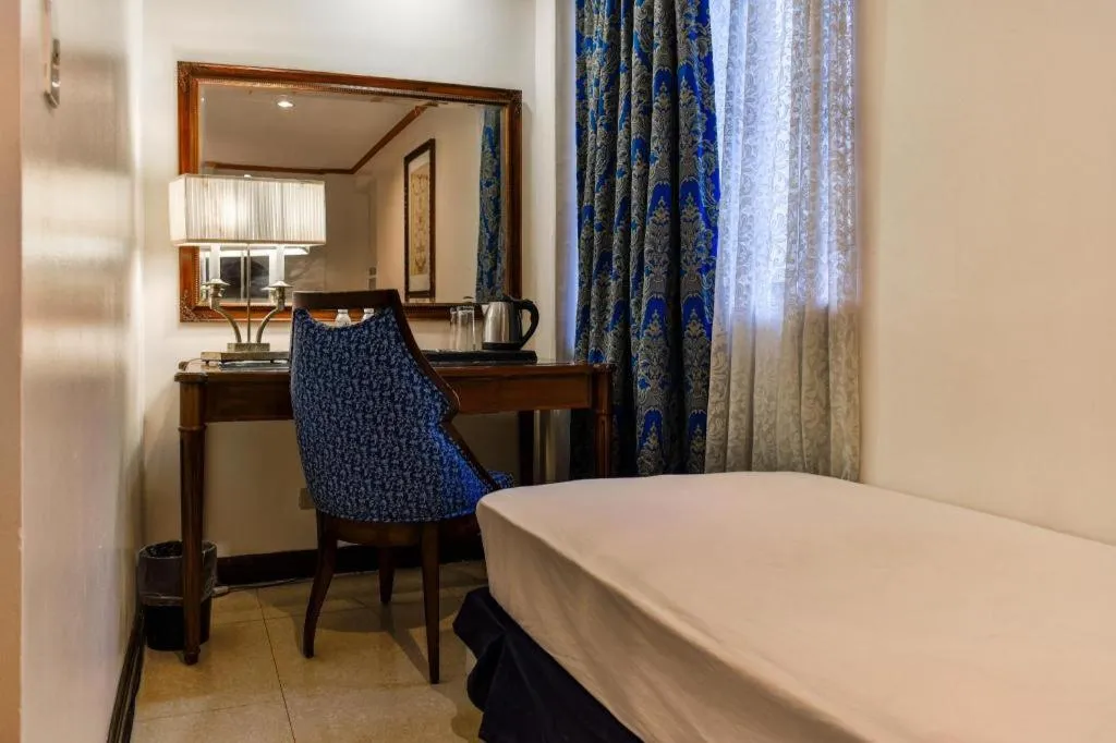 Bed in Subic Bay Venezia