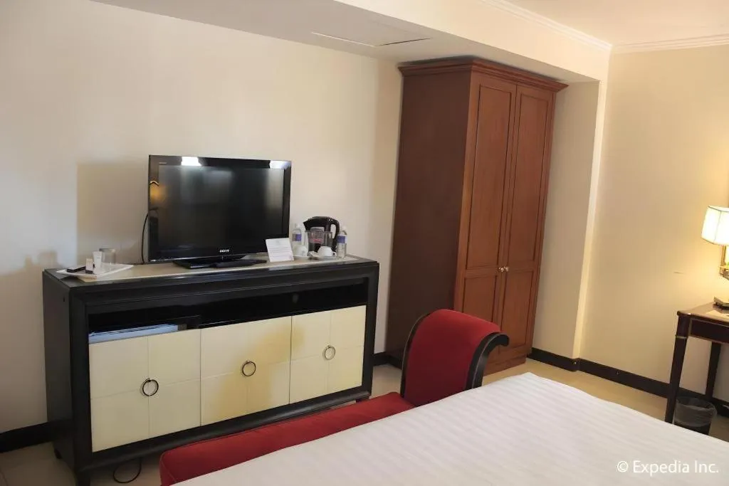 Bed in Subic Bay Venezia