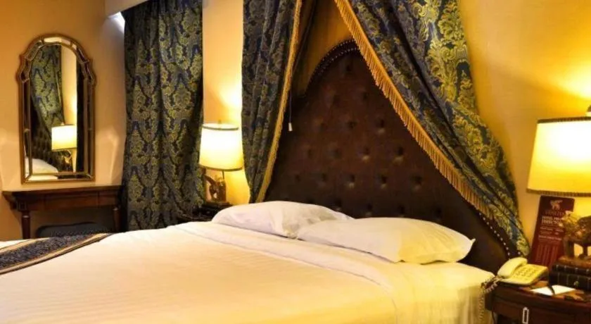 Bed in Subic Bay Venezia