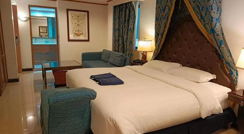 Bed in Subic Bay Venezia