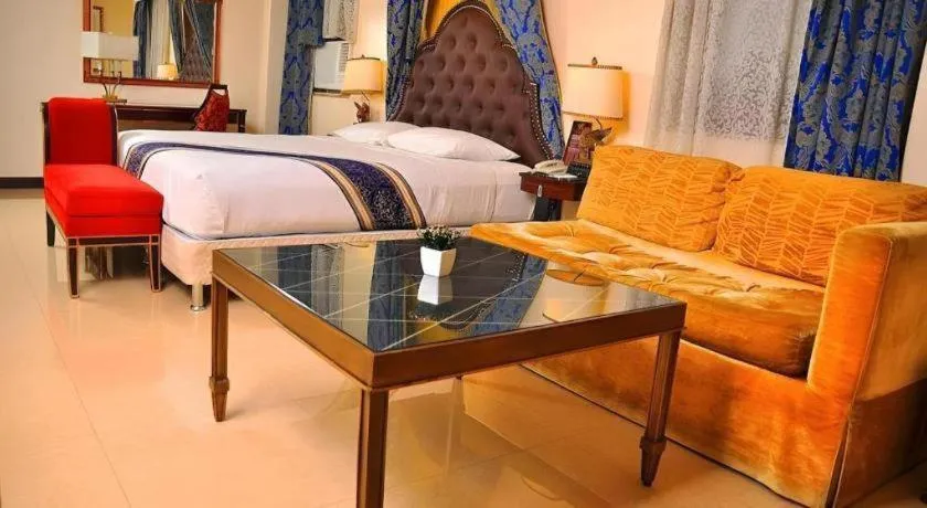 Bed in Subic Bay Venezia