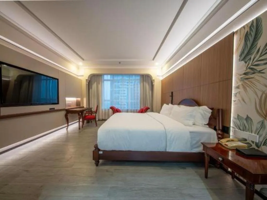 Bed in Hua Xia Pearl Hotel