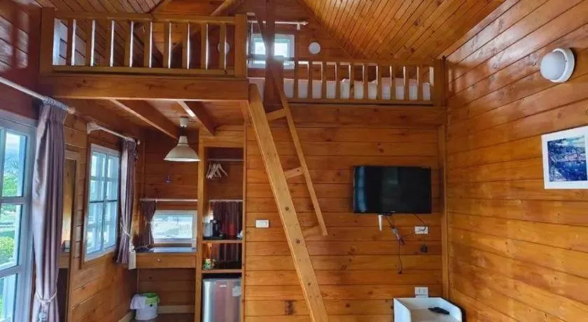 Montana Cotswolds Resort