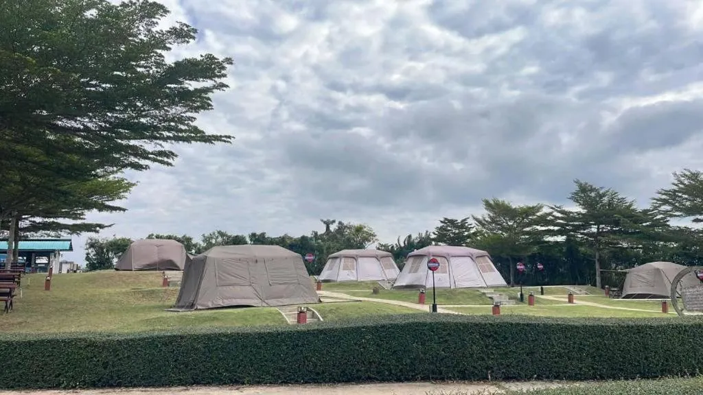 Montana Cotswolds Resort