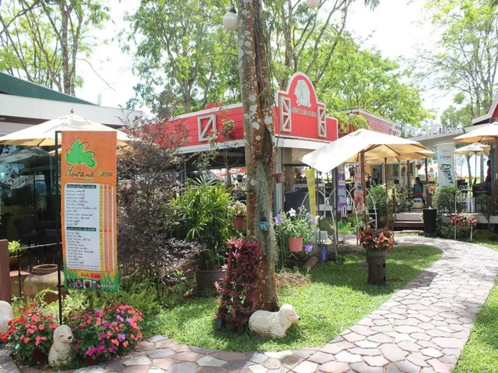 Montana Cotswolds Resort