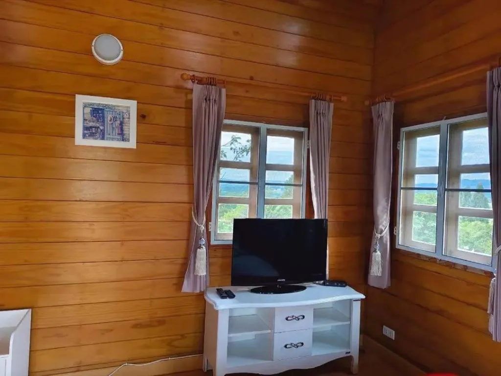 Montana Cotswolds Resort