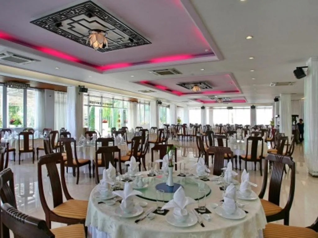 Forever Green Resort