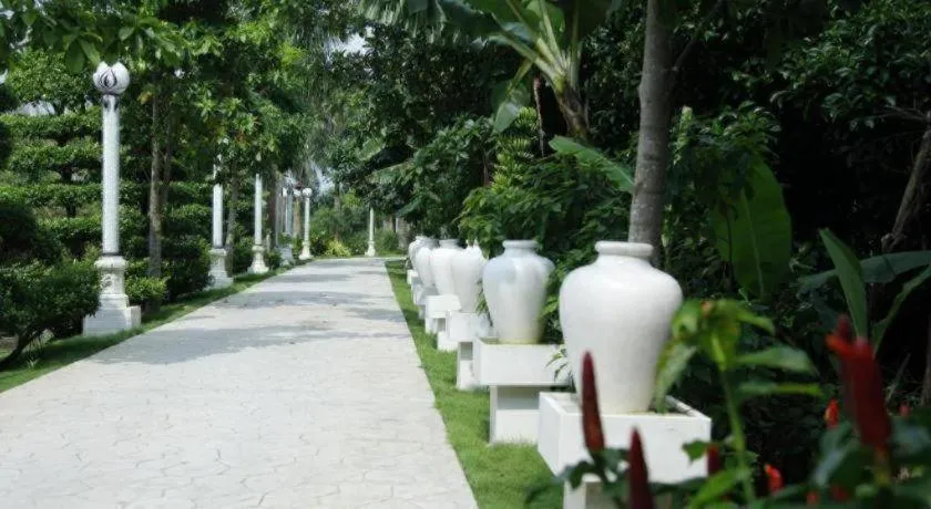 Forever Green Resort