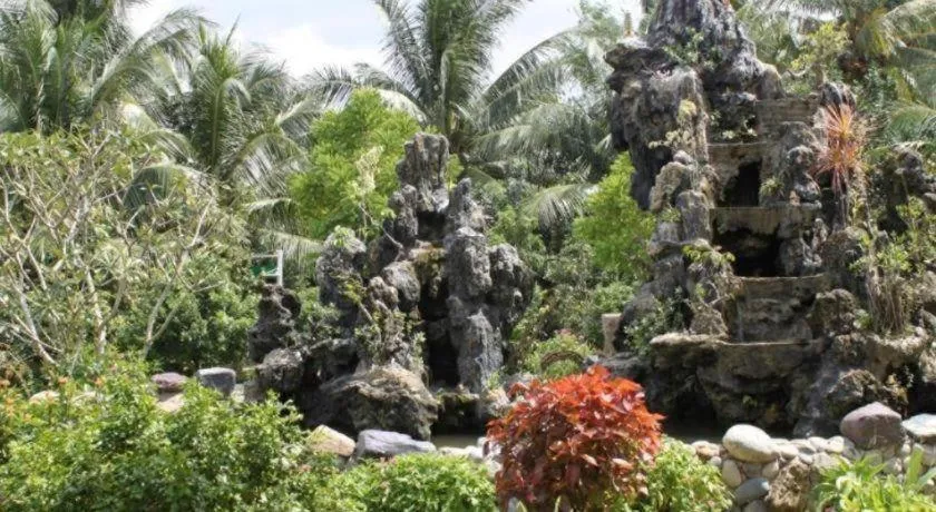 Forever Green Resort