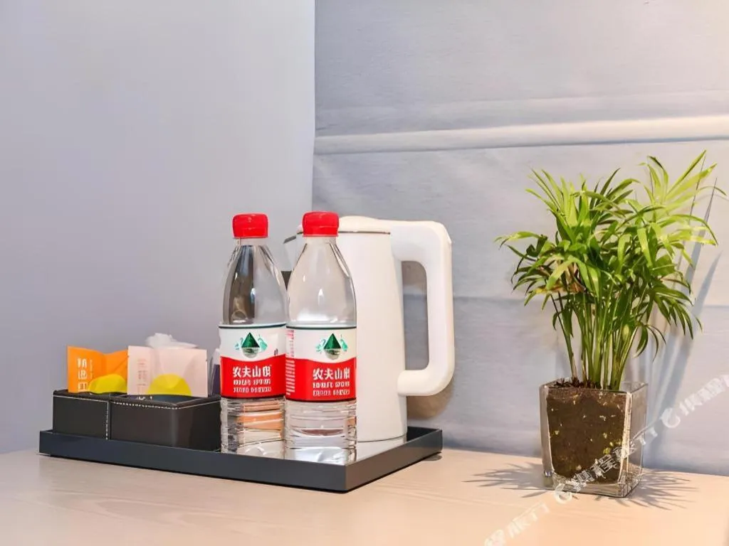 7 Days Inn Xi'an Xijing Hospital Tonghuamen Metro Station