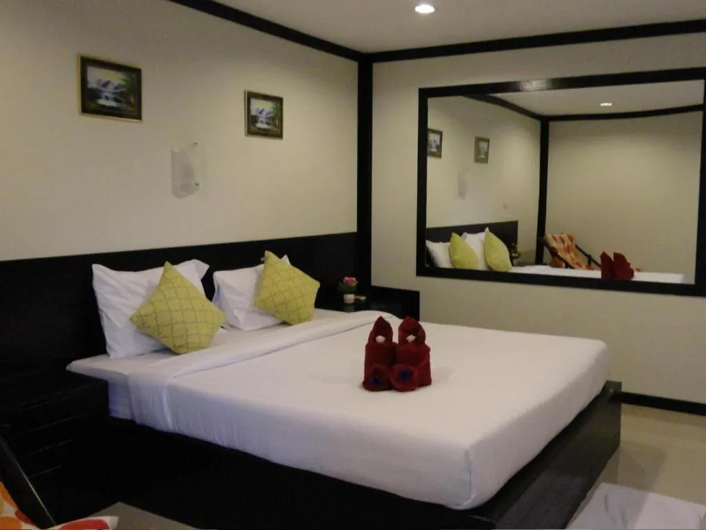 Bed in Love You Resort