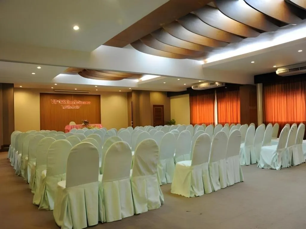 Bangsaen Villa Hotel