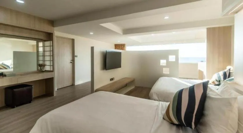 Bed in Bangsaen Villa Hotel